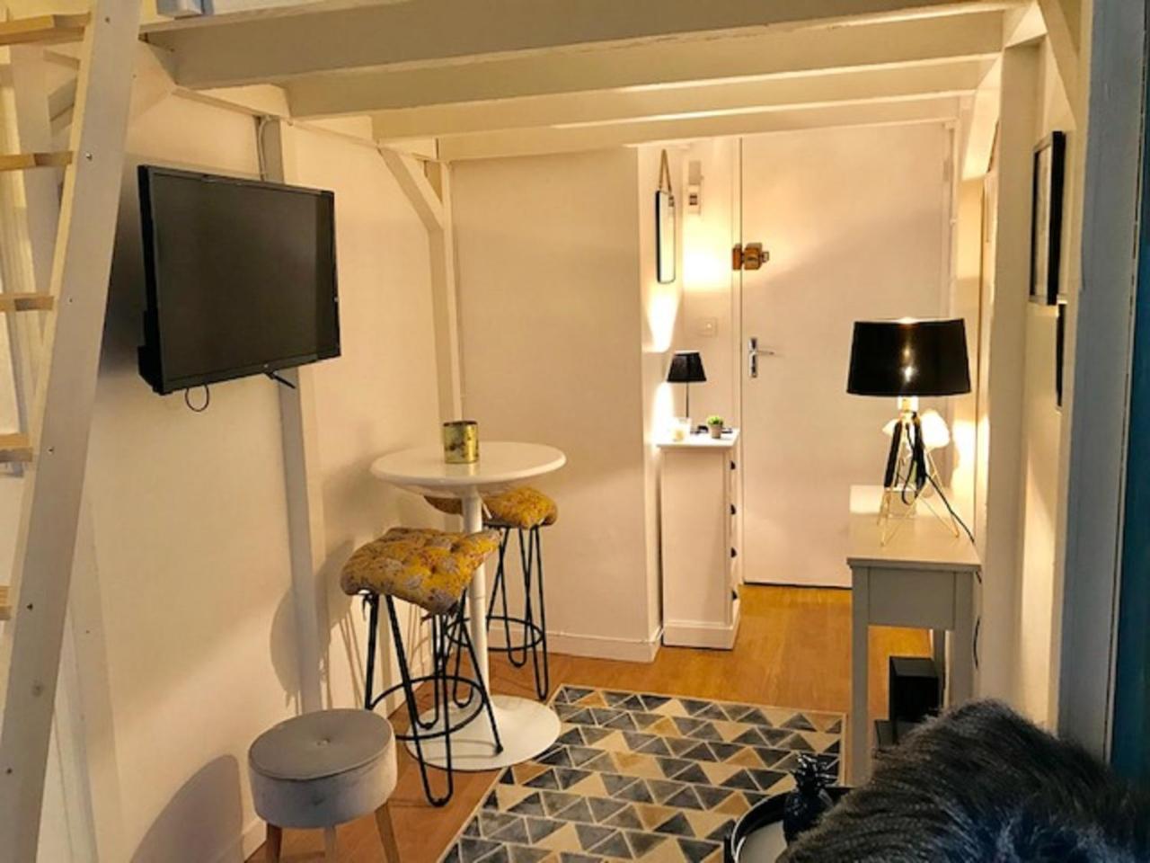Le 104 Apartment Таланс Екстериор снимка