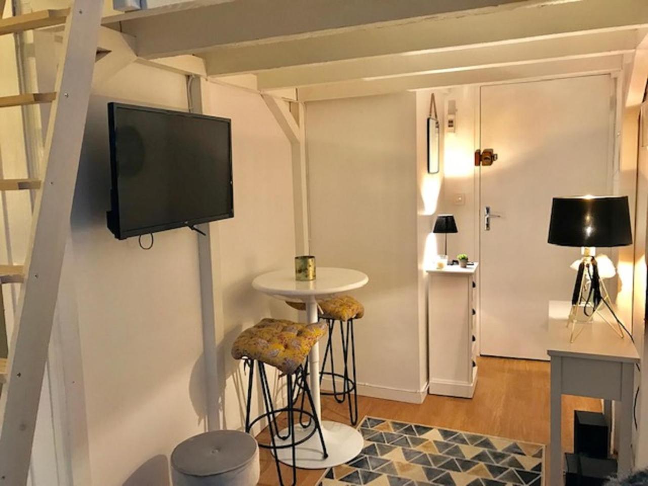 Le 104 Apartment Таланс Екстериор снимка